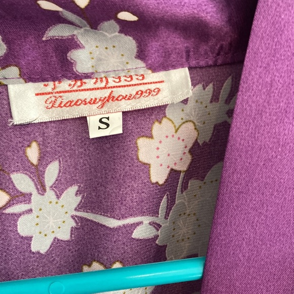 Purple Dressing Robe - Picture 3 of 5